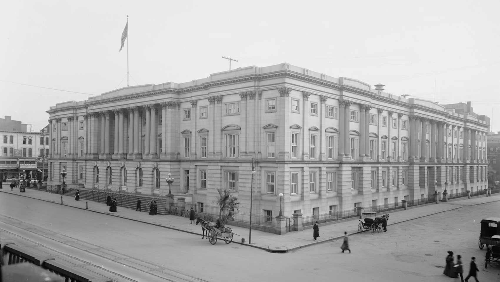 1905 photograph of Washington DC's General Post Office