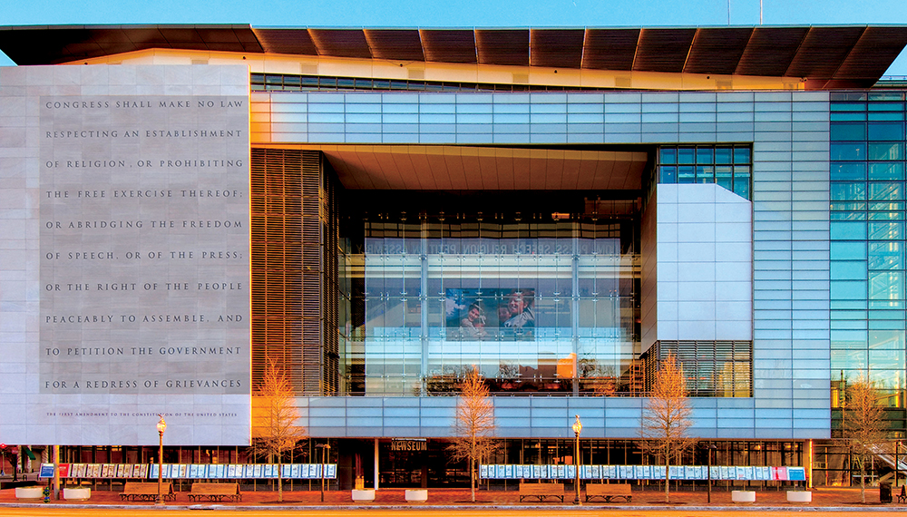 Newseum exterior from Pennsylvania Avenue